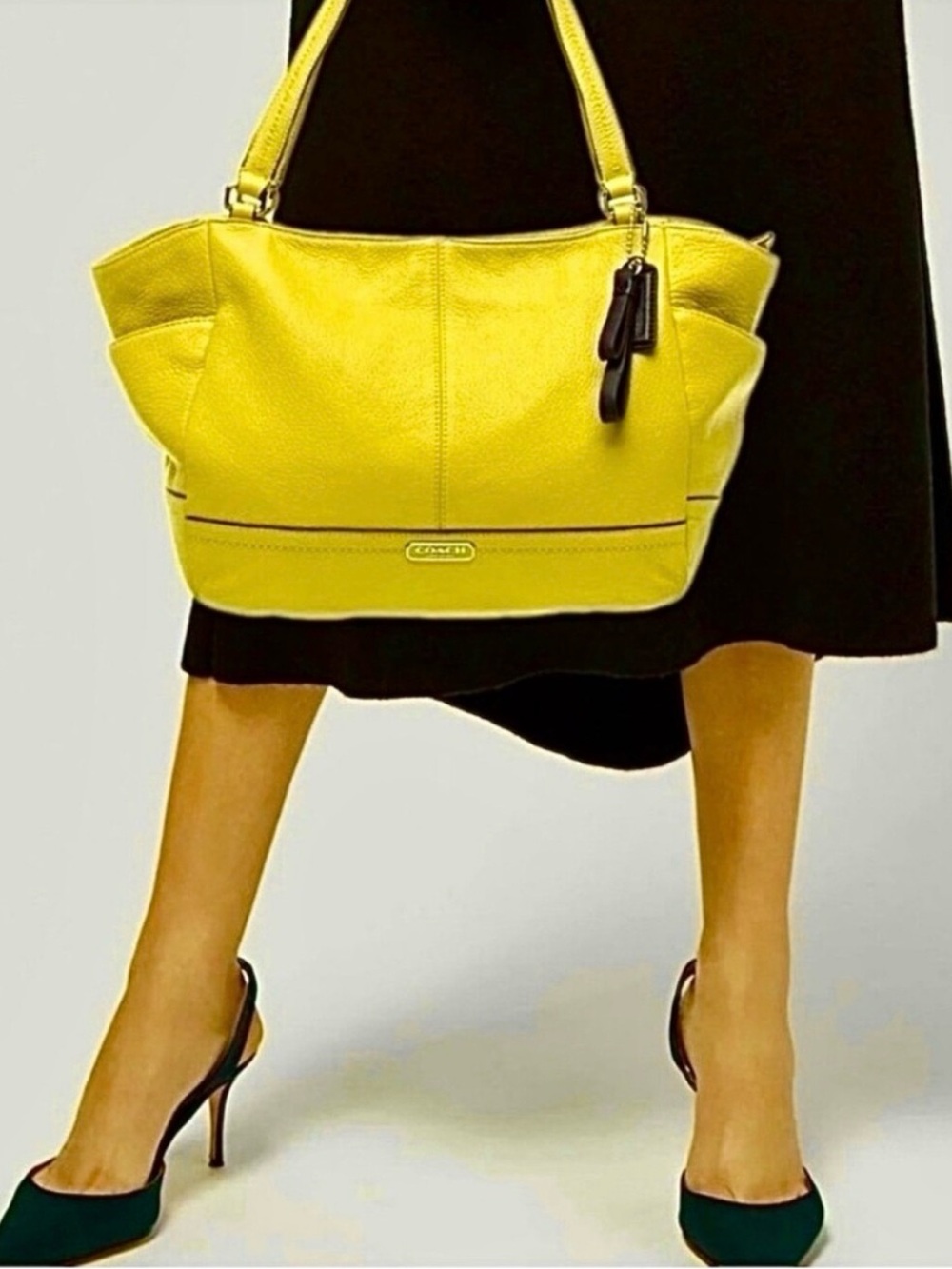 EUC Coach Park Carrie Tote Citrus